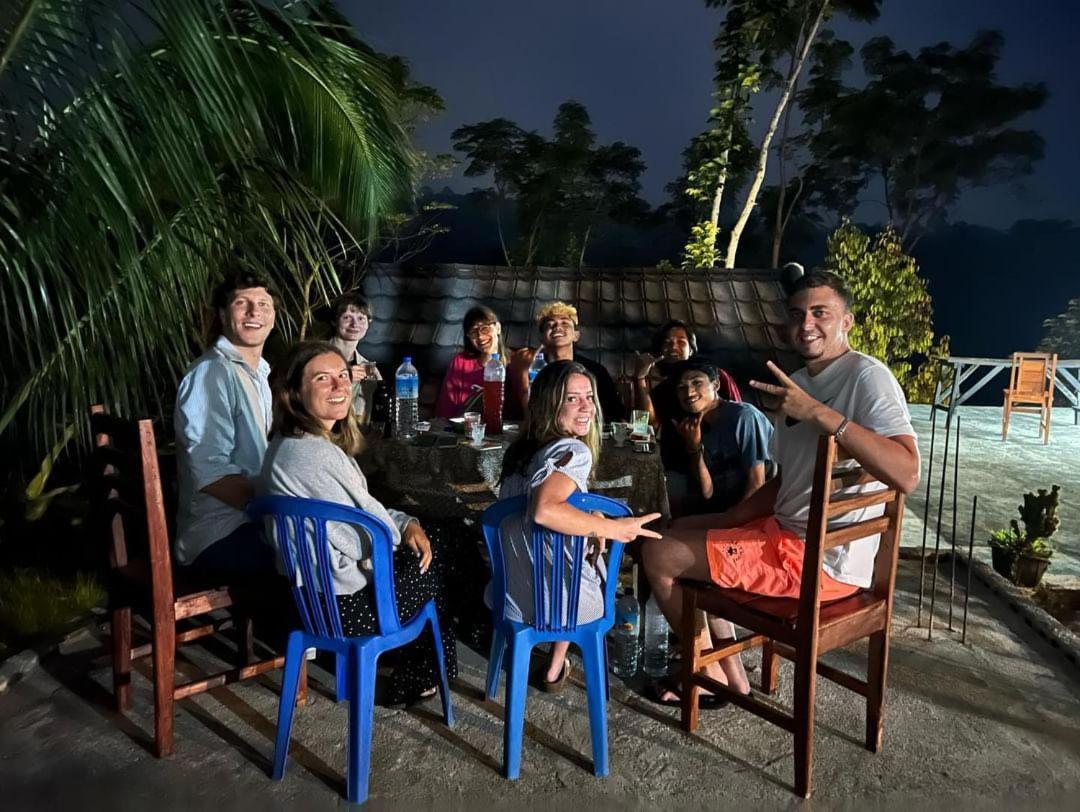 Tetebatu Fullmoon Hotel Bagian luar foto