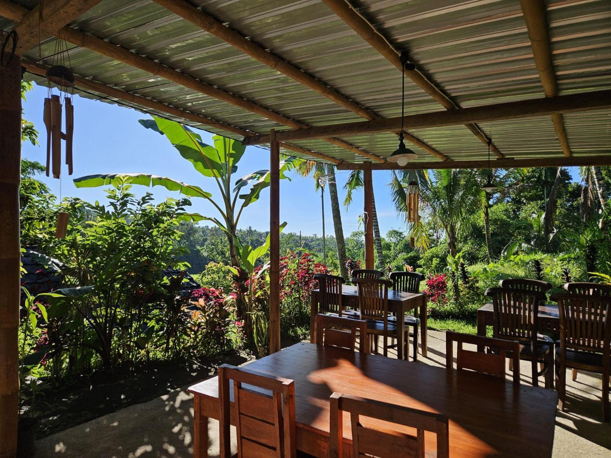 Tetebatu Fullmoon Hotel Bagian luar foto